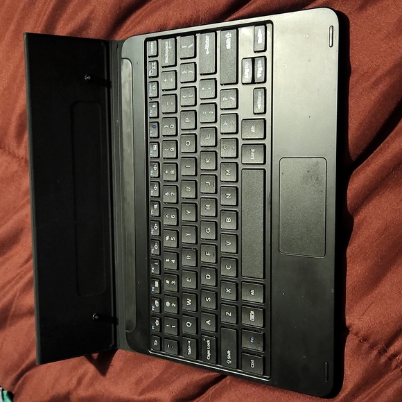 Galaxy Tab S2 Keyboard - Picture 4 of 4